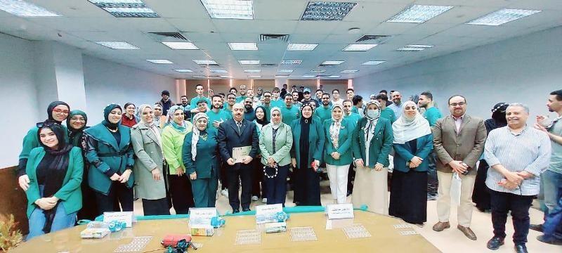 رئيس جامعة القاهرة: المكاتب الخضراء ليست مجرد كيانات إدارية بل هي مساحة فكرية وحركية لتعزيز الوعي البيئي