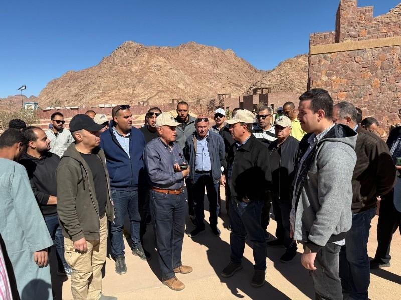 رئيس الجهاز المركزي للتعمير يتفقد مشروع تطوير مدينة سانت كاترين ”التجلي الأعظم فوق أرض السلام”