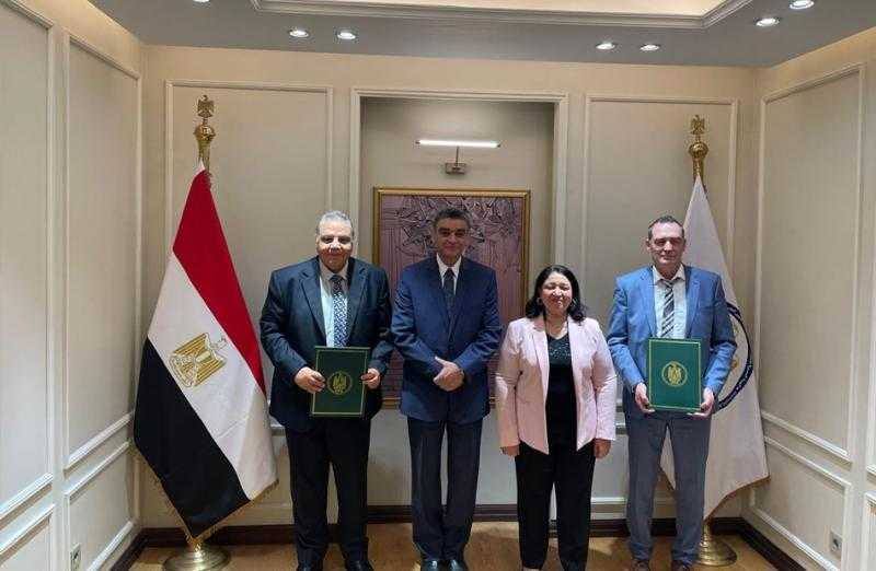 نائبة وزيرة التضامن تشهد توقيع عقود بخصوص ورش الأطراف الصناعية