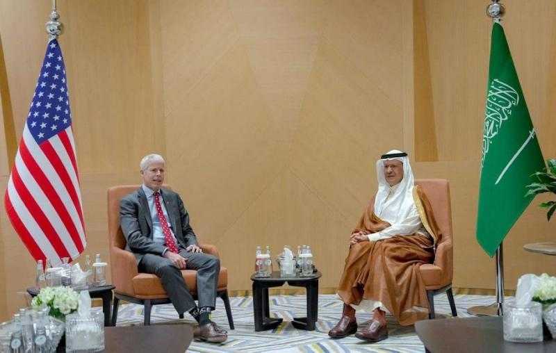 وزيرا الطاقة السعودى والأمريكى يبحثان تعزيز العمل البحثى المشترك