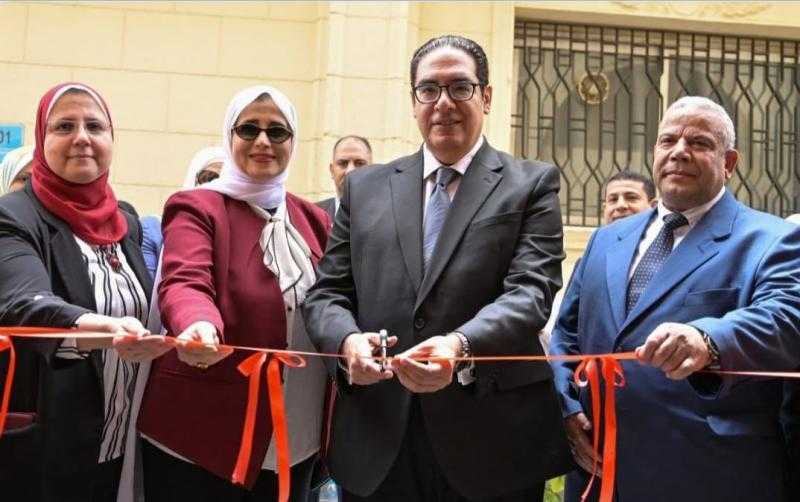 افتتاح المعرض السنوي للملابس بجامعة القاهرة| صور