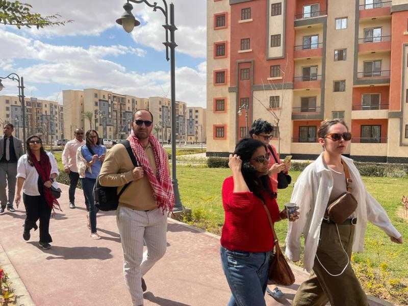 مي عبد الحميد تستقبل وفود 10 بنوك مركزية لزيارة وحدات المبادرة الرئاسية «سكن لكل المصريين»| صور