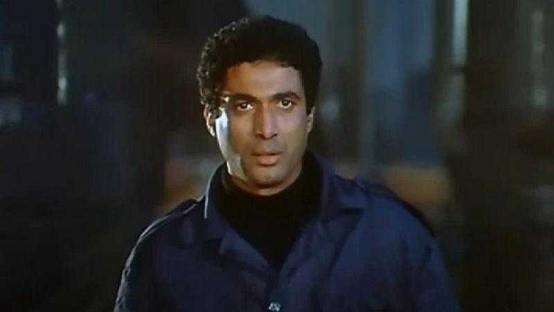 فقد بصره قبل وفاته .. مدير أعمال أحمد زكي يكشف مفاجأة لجمهور الفنان