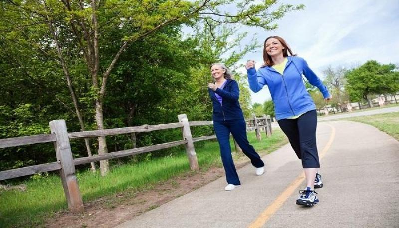 جديد العلم.. «المشي سريعًا أربع مرات أسبوعيًا» يقلل فرص الإصابة بالأمراض السرطانية