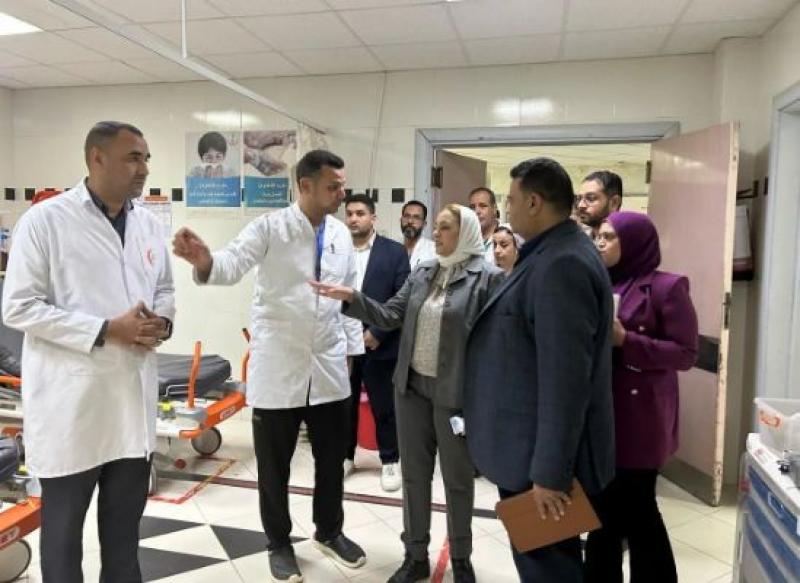 مدير الرعاية الصحية بأسوان في زيارة ميدانية بمستشفى أبو سمبل الدولي.. صور