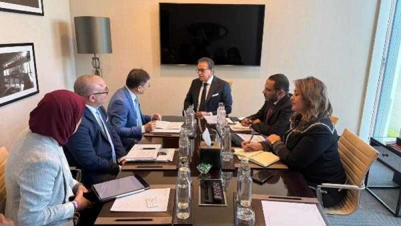 وزير الصحة يلتقي وفد «UNIDO» لبحث تعزيز التعاون في تنمية صناعة الأدوية واللقاحات