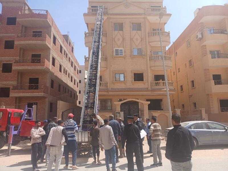جهاز مدينة 6 أكتوبر يزيل 16 مخالفة بناء في مهدها بالتعاون مع الشرطة| صور