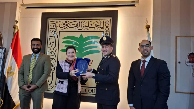 ”رئيسة القومي للطفولة” تُكرم سفراء الطفولة من أبناء شهداء ومصابي الشرطة