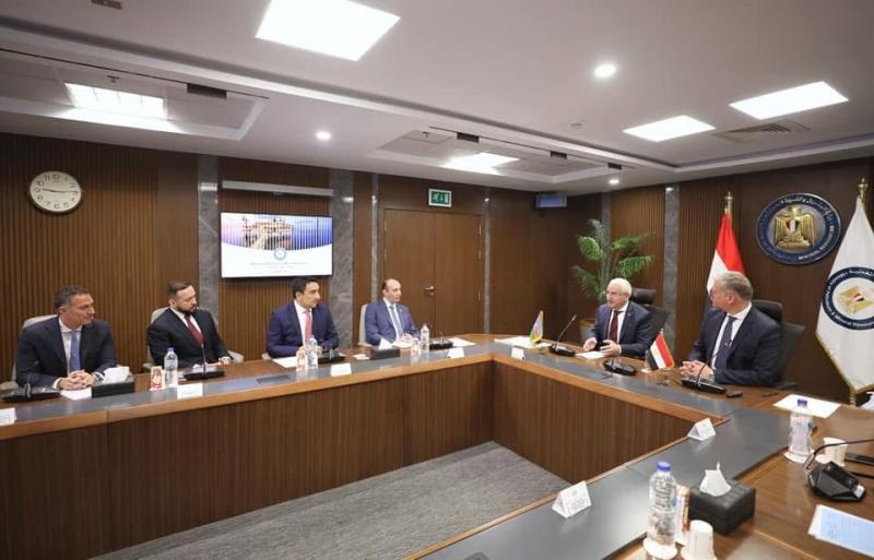 وزير البترول يستقبل سفير جمهورية أذربيجان بالقاهرة والوفد المرافق له