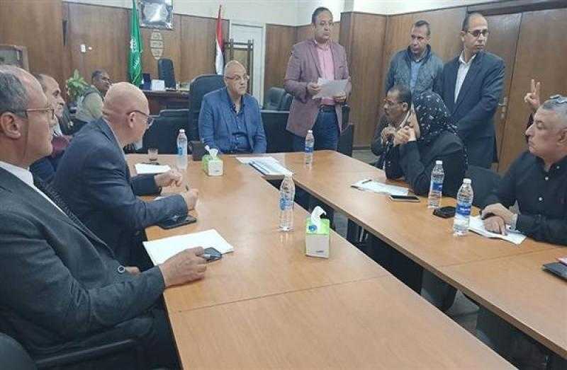 تفاصيل لقاء محافظ القليوبية مع المواطنين بمدينة الخصوص