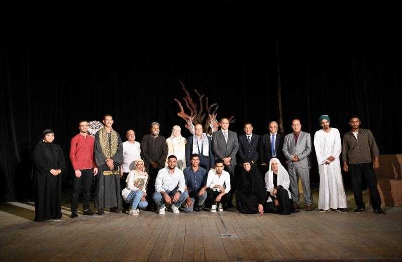 محافظ قنا يشهد انطلاق فعاليات المهرجان المسرحي لشباب الجنوب
