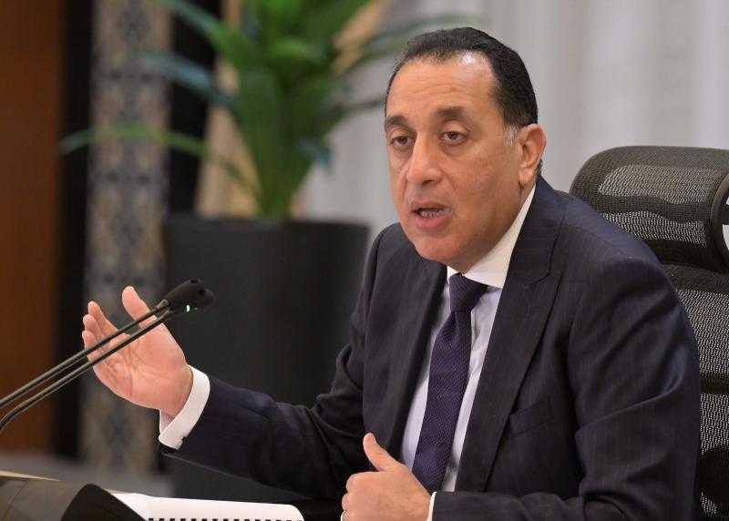 الحكومة توافق على 8 قرارات جديدة.. بينها زيادات مالية