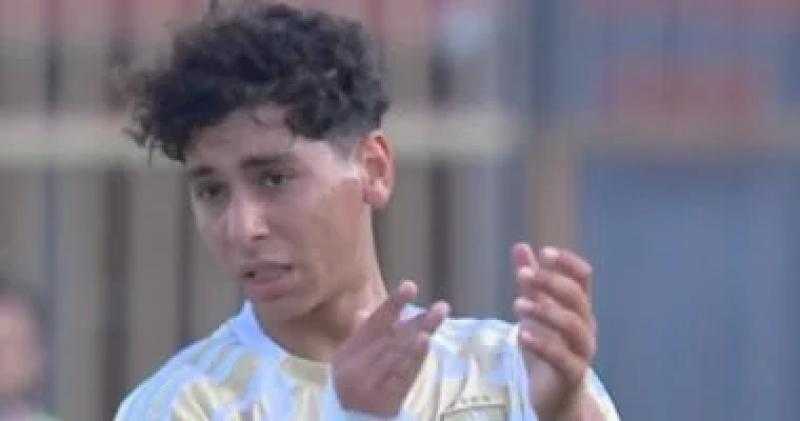 محمد رضا يسجل الهدف الأول للأهلي أمام فاركو من صناعة معلول (1-2)