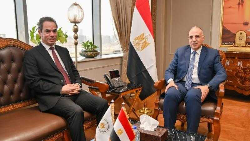وزير الري يبحث مع رئيس الوطنية للإعلام سُبل توعية المجتمع بأهمية المياه