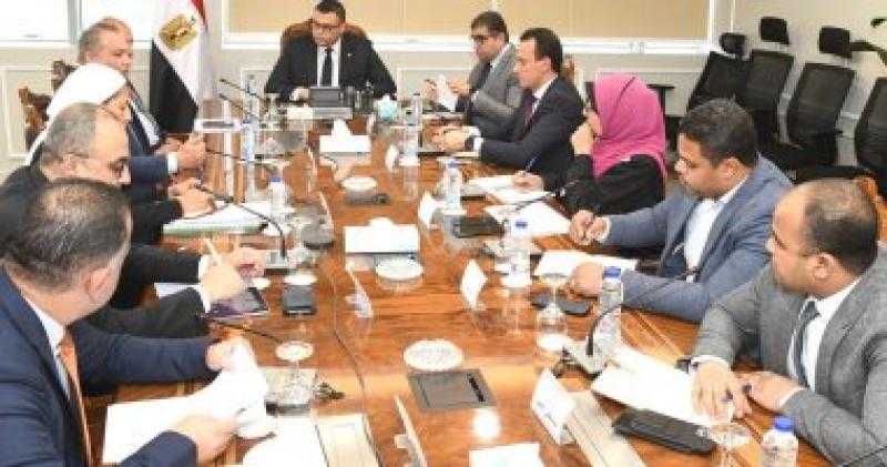 وزير الإسكان: ضغط أعمال تطوير مشروع حديقة تلال الفساط وبحث مقترحات التشغيل