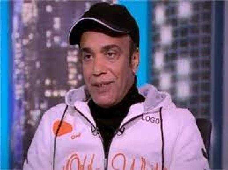 أيمن بهجت قمر ينعى الفنان سليمان عيد