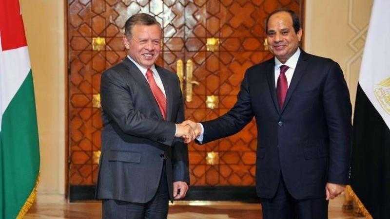 الرئيس السيسي يشدد على تضامن مصر الكامل مع الأردن ودعمها المطلق في مواجهة كل أشكال الإرهاب والجماعات المتطرفة