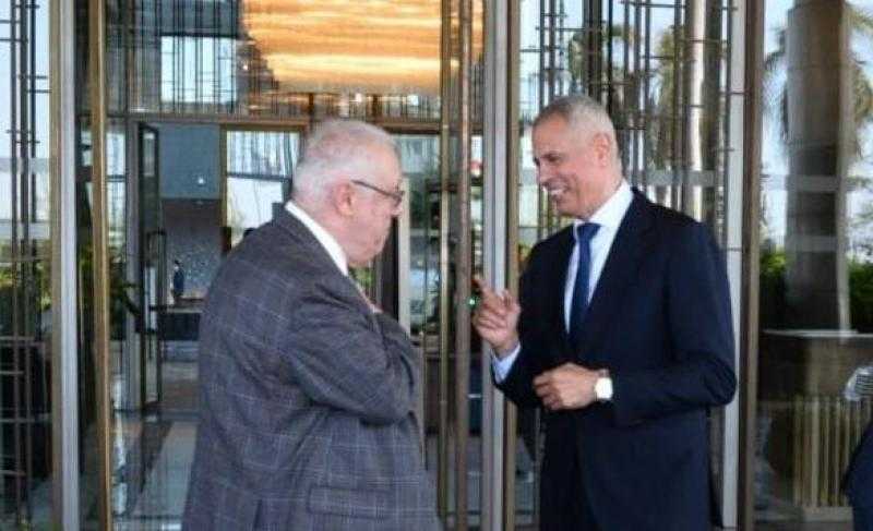 رئيس القابضة لمصر للطيران يلتقي أمين عام الاتحاد العربي للنقل الجوي لبحث الوصول إلى صفر انبعاث