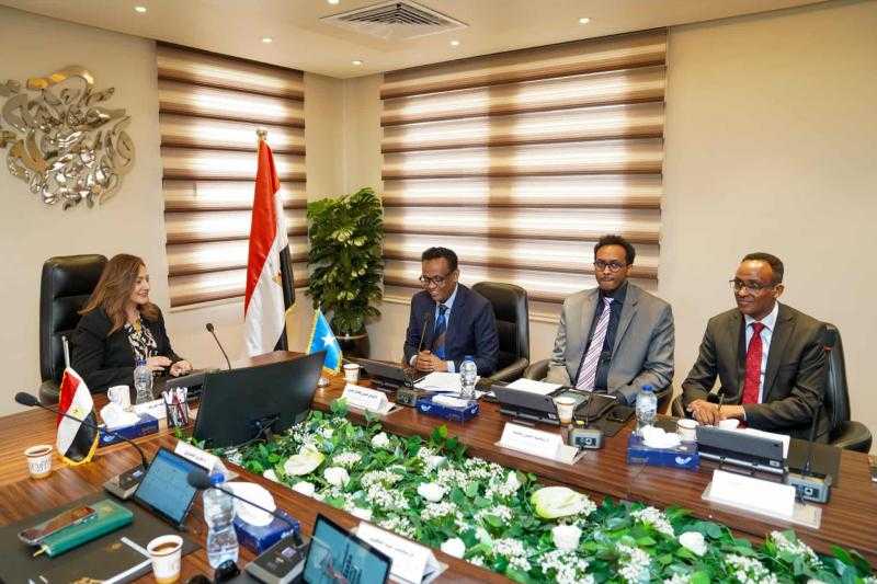 وزارة التخطيط تستقبل وفدًا من مجلس وزراء جمهورية الصومال لتعزيز التعاون