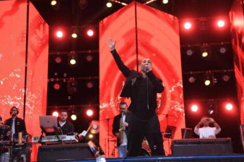 وسط حضور جماهيري كبير.. أحمد سعد يحيي حفل افتتاح إيست هب مدينتي