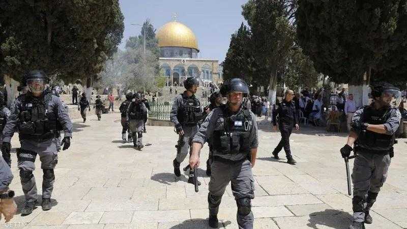 محافظة القدس تدين انتهاكات الاحتلال بحق المُشاركين في احتفالات ”سبت النور”