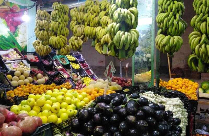 انخفاض أسعار الخضر والفاكهة بالأسواق اليوم الأحد 20 أبريل 2025