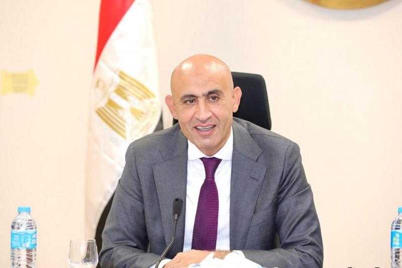 وزير التعليم يعتمد جداول امتحانات الدبلومات الفنية للعام الدراسى 2024 / 2025