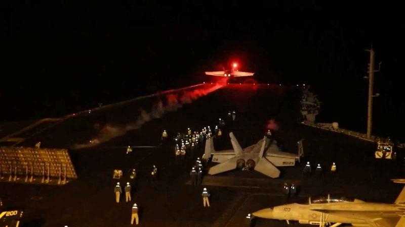 إعلام حوثي: 12 قتيلا جراء قصف أمريكي وسط صنعاء