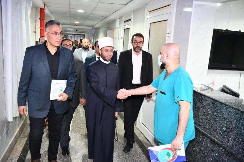 وزير الأوقاف يتفقد مستشفى الدعاة ويشيد بتطويرها ويوجه بضم أحدث الأجهزة واستقطاب الكفاءات الطبية| صور