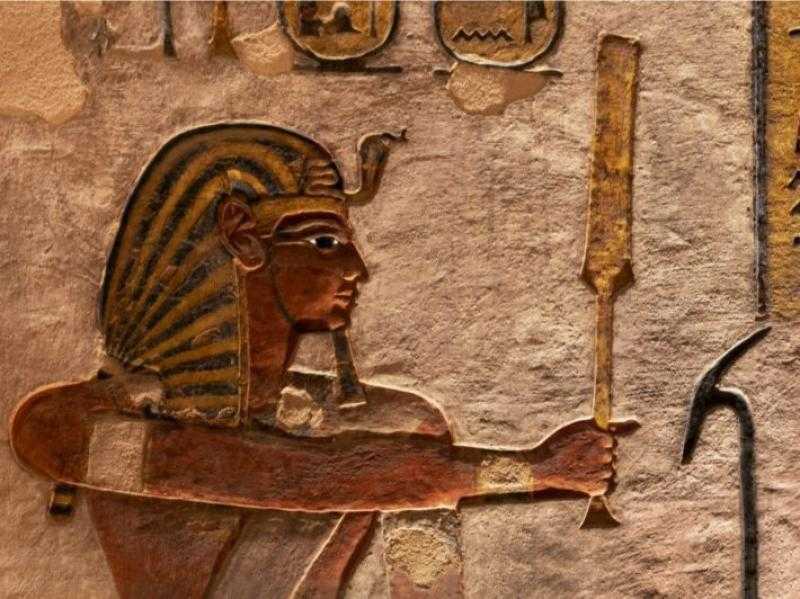 نقش هيروغليفي.. أثر للملك رمسيس الثالث جنوب الأردن يؤكد جذور العلاقات بين القاهرة وعمّان