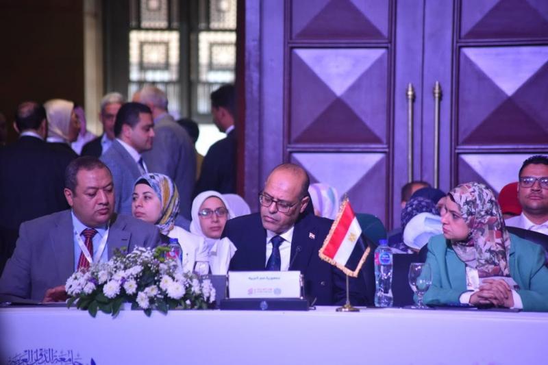 وزير العمل يواصل مشاركته في فعاليات مؤتمر العمل العربي بالقاهرة