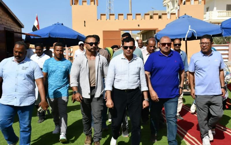 وزير الشباب والرياضة يفتتح الملعب الخماسي بمركز شباب مرسي علم وأعمال تطوير الملعب الخماسي المفتوح والمنطقة المحيطة به