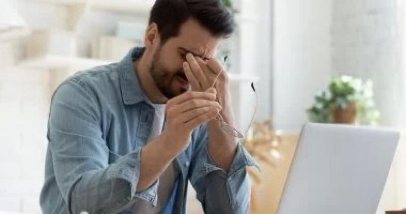 7 علامات تدل على الإصابة بـ”القلق عالى الأداء”
