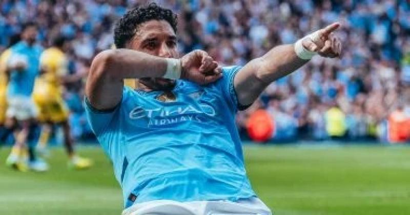 عمر مرموش أساسيا مع مان سيتي ضد أستون فيلا في الدوري الإنجليزي