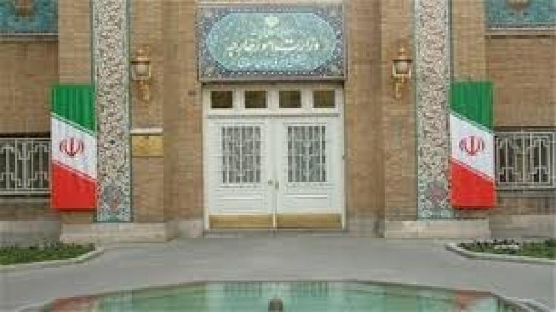 إيران تدين فرض الولايات المتحدة عقوبات جديدة على قطاعات الطاقة والنفط والغاز
