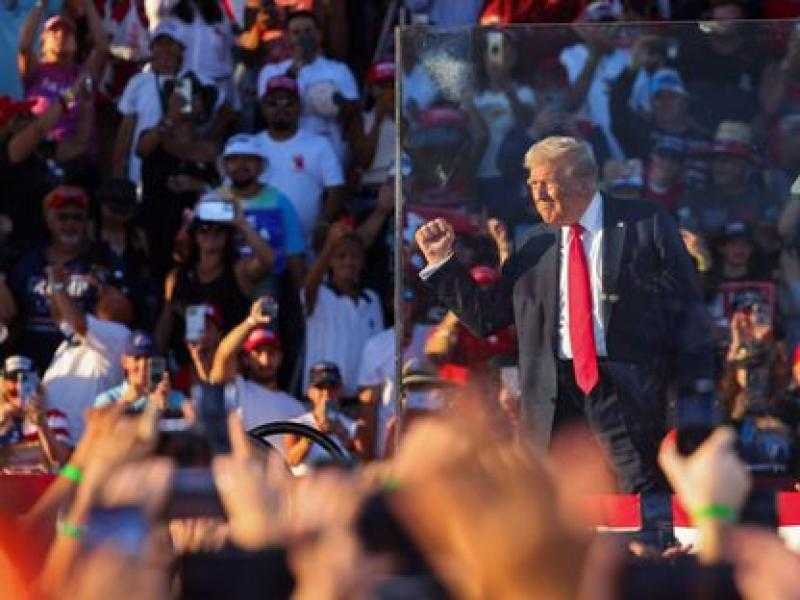 ترامب يُحيي أول 100 يوم من ولايته بتجمع جماهيري في ميشيجان