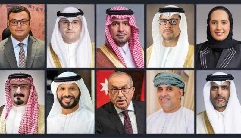 وزير الإسكان ضمن قائمة فوربس لأبرز 10 مسئولين حكوميين يرسمون ملامح قطاع العقارات