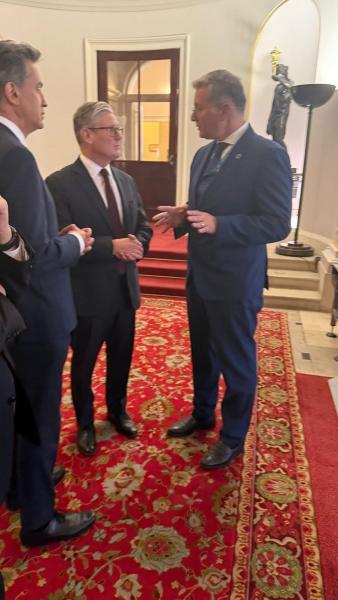 وزير البترول يلتقي رئيس الوزراء البريطاني ووزير الدولة لأمن الطاقة وسياسة الانبعاثات الصفرية بالمملكة المتحدة