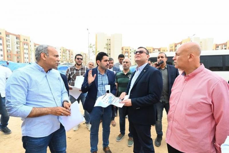 وزير الإسكان يواصل جولته اليوم بمتابعة سير عمل المشروعات السكنية بمدينة العبور الجديدة