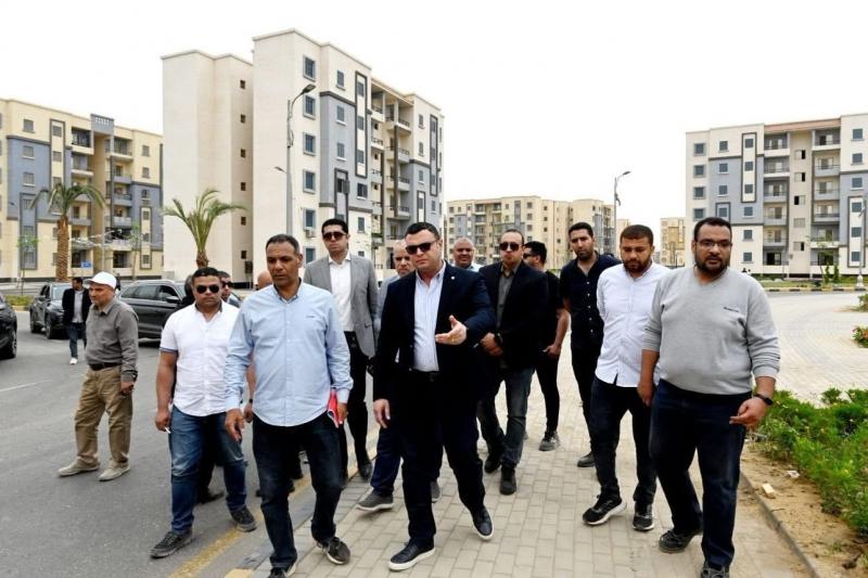 وزير الإسكان يختتم جولته اليوم بتفقد وحدات المبادرة الرئاسية ”سكن لكل المصريين” بحدائق العاصمة ومدخل المدينة