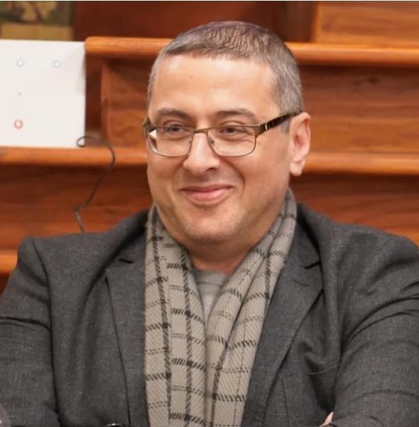 وزير الثقافة يهنئ الأديب محمد سمير ندا لفوزه بالجائزة العالمية للرواية العربية (البوكر)