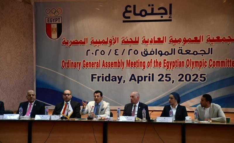 - في اجتماع موسع… وزير الرياضة ورئيس اللجنة الأولمبية يلتقون رؤساء الاتحادات الرياضية لمتابعة خطط العمل المستقبلية