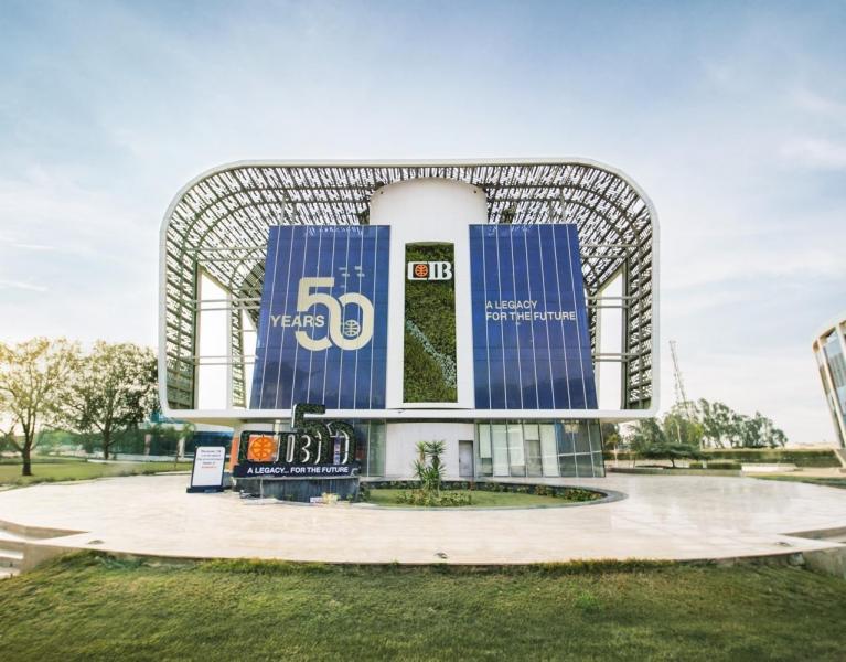 البنك التجاري الدولي يطلق النسخة المطورة من خدمات الإنترنت البنكية استكمالًا لاستراتيجيته للتحول الرقمي