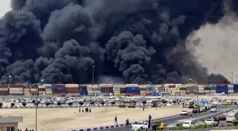 ارتفاع عدد ضحايا انفجار ميناء رجائي جنوبي إيران إلى 14 قتيلًا و750 مصابًا