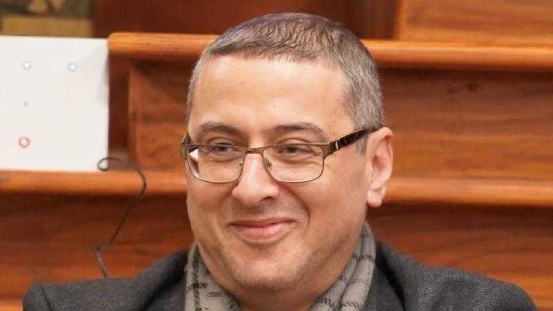 الفائز بجائزة البوكر: سعيد لأن اسمي امتزج باسم مصر