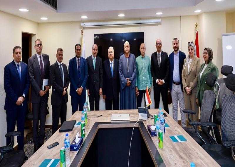 البنك الزراعي المصري يوقع بروتوكول تعاون لتمويل صغار المربين لشراء رؤوس الماشية المحسنة وراثيا بعائد 5% لمدة 5 سنوات