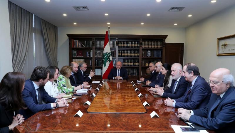 رئيس لبنان: الانسحاب الإسرائيلي من التلال الخمس يشكّل ضرورة لاستكمال انتشار الجيش اللبناني