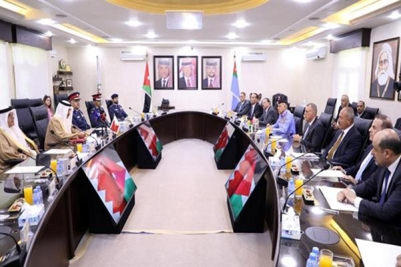 وزيرا داخلية الأردن والبحرين يؤكدان عمق ومتانة العلاقات الراسخة بين البلدين