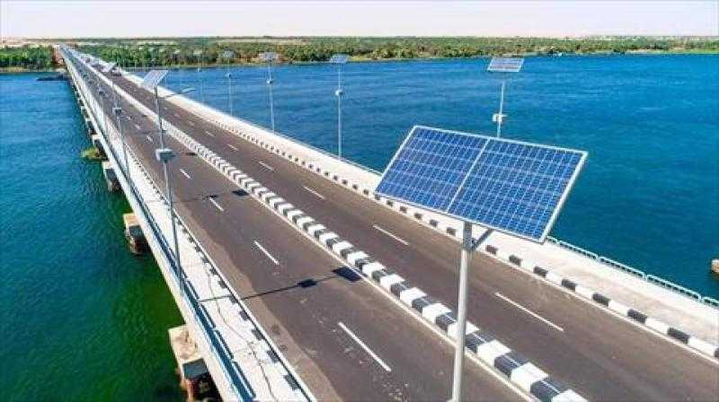 نائب محافظ بني سويف يتفقد مستجدات مشروع مجمع مواقف السيارات أسفل محور عدلي منصور