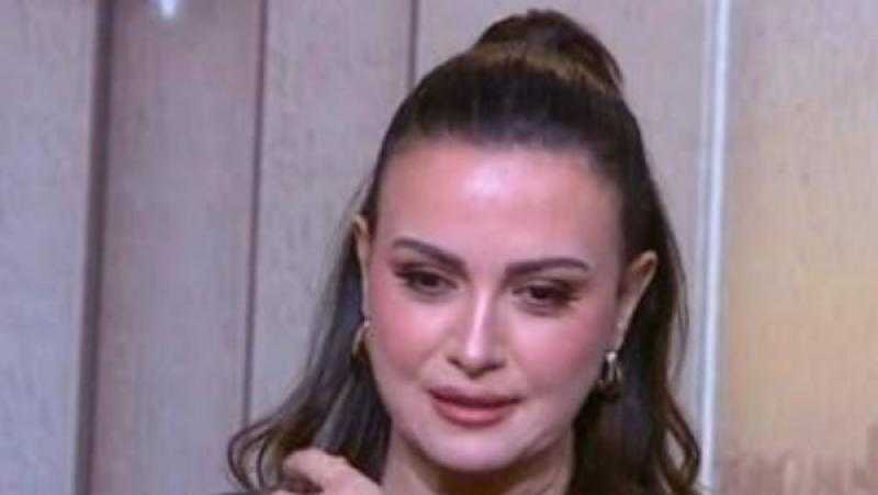 ريهام عبد الغفور تبكي على الهواء وتوجّه رسالة مؤثرة لوالدها الراحل
